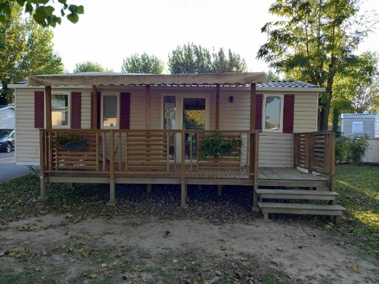 Mobile Home For You Les Rives De Condrieu Eksteriør billede